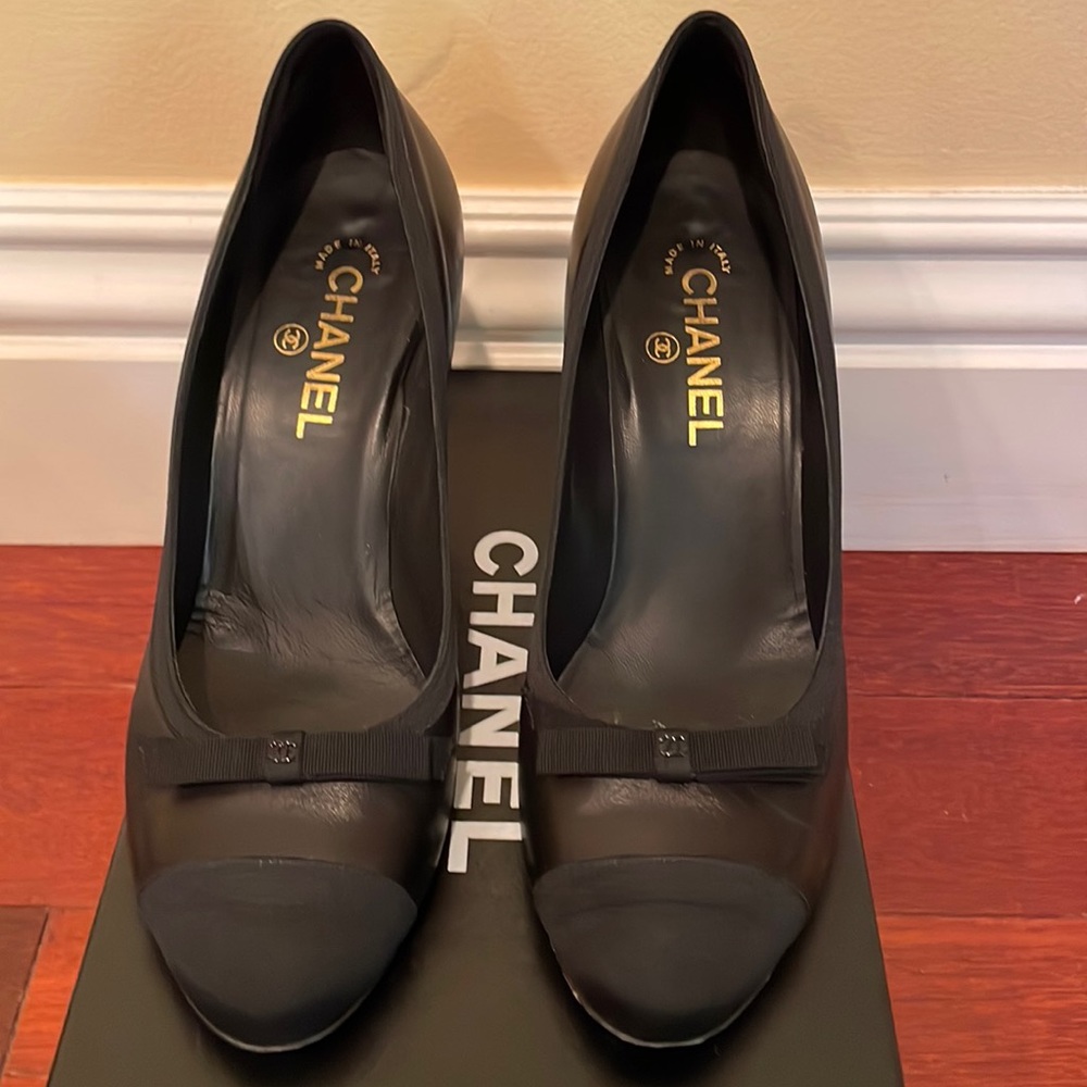 chanel pumps size 40